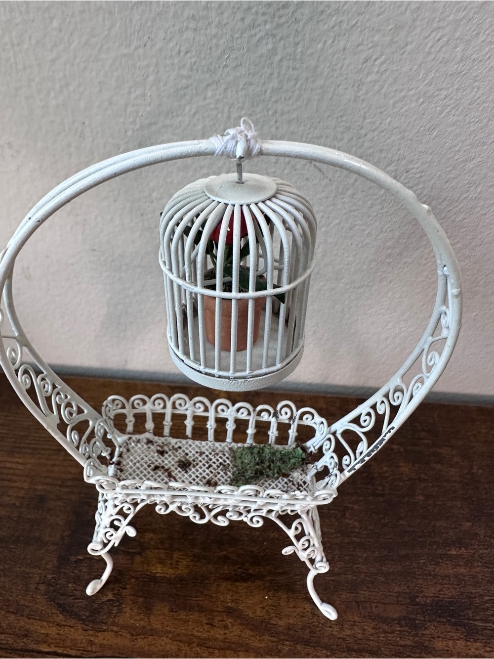 Vintage Dollhouse Miniature Garden Lot Metal Wire Carts Birdcages Flowers 1:12 - Picture 5 of 7